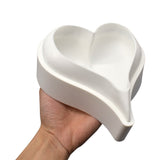 Silica gel heart-shaped cake mould perfect for 6-inch mousse cakes and ice cream desserts.